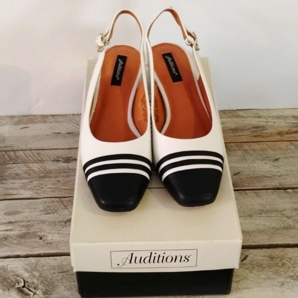 Vintage Black & White Spectator Sling Back Heels Shoes Size 6 with Box